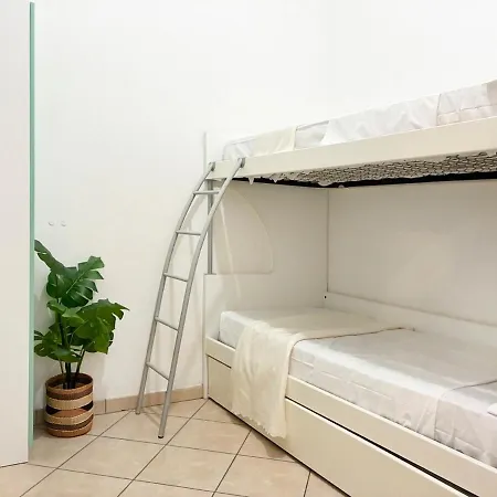 Holihome Nepa 2 *