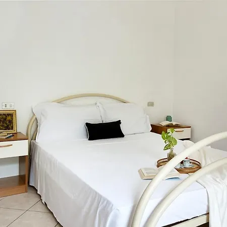 Apartment Holihome Nepa 2 *